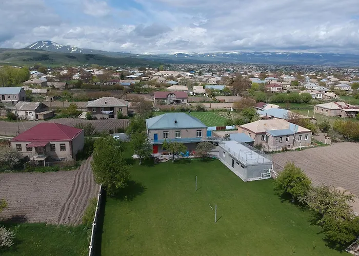 Patates Guesthouse - Private Villa With Garden Near Lake Sevan, Martuni